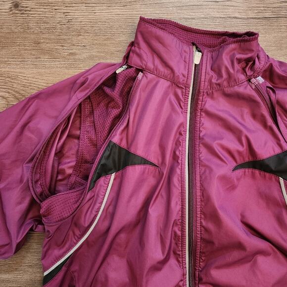 Nike Women's Convertible Running Jacket Dark Fuchsia Size M - Picture 5 of 15